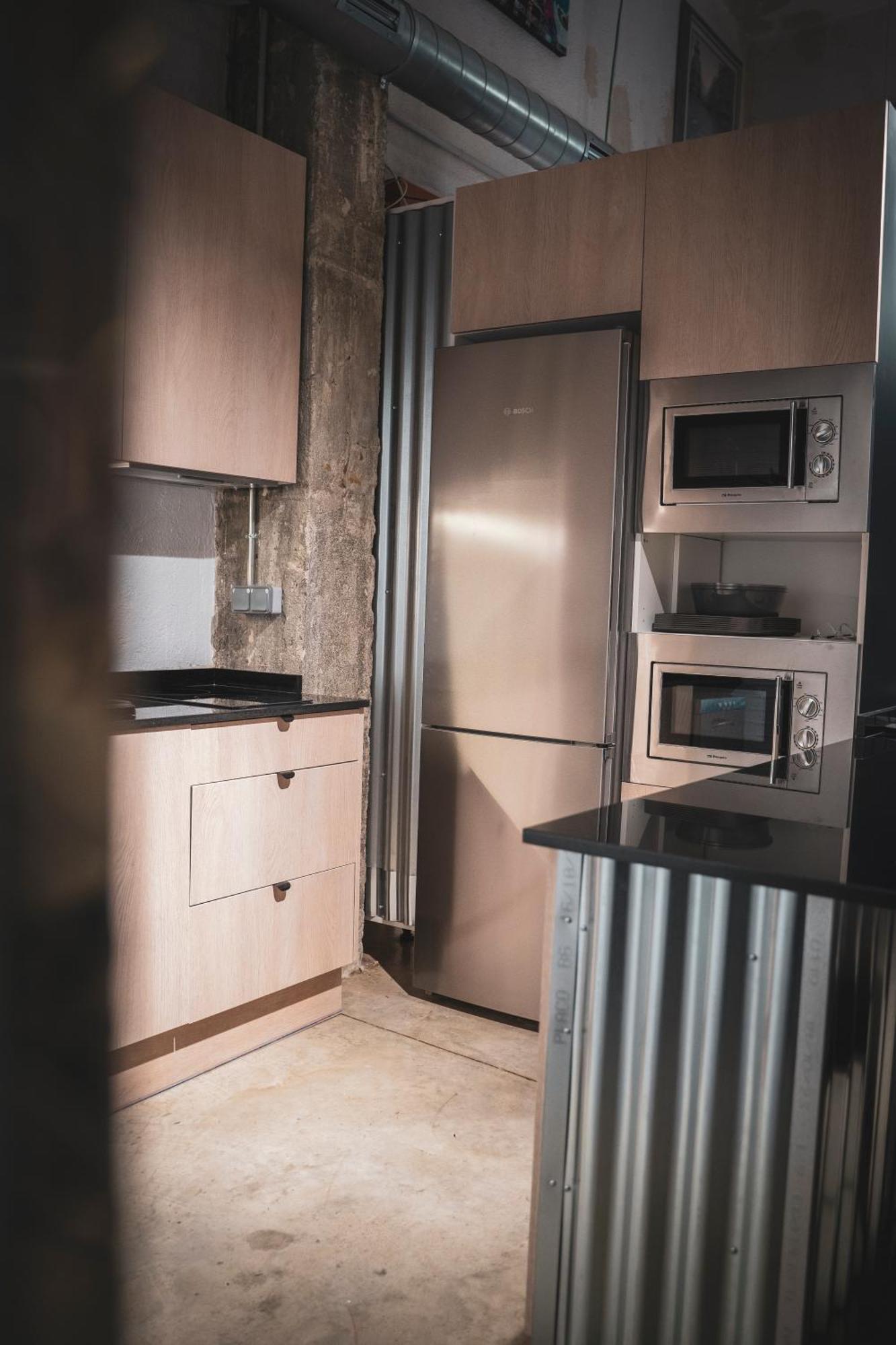 Gallery Hostel Madrid Residencia Ngoại thất bức ảnh
